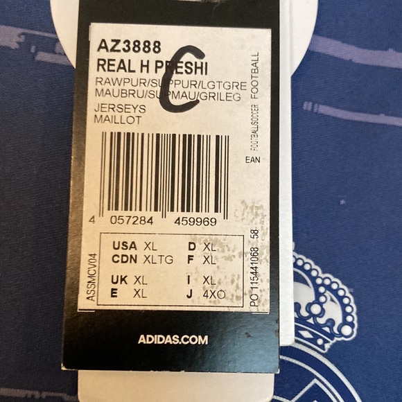 2016-17 Real Madrid pre-match jersey NWT XL - Picture 4 of 4